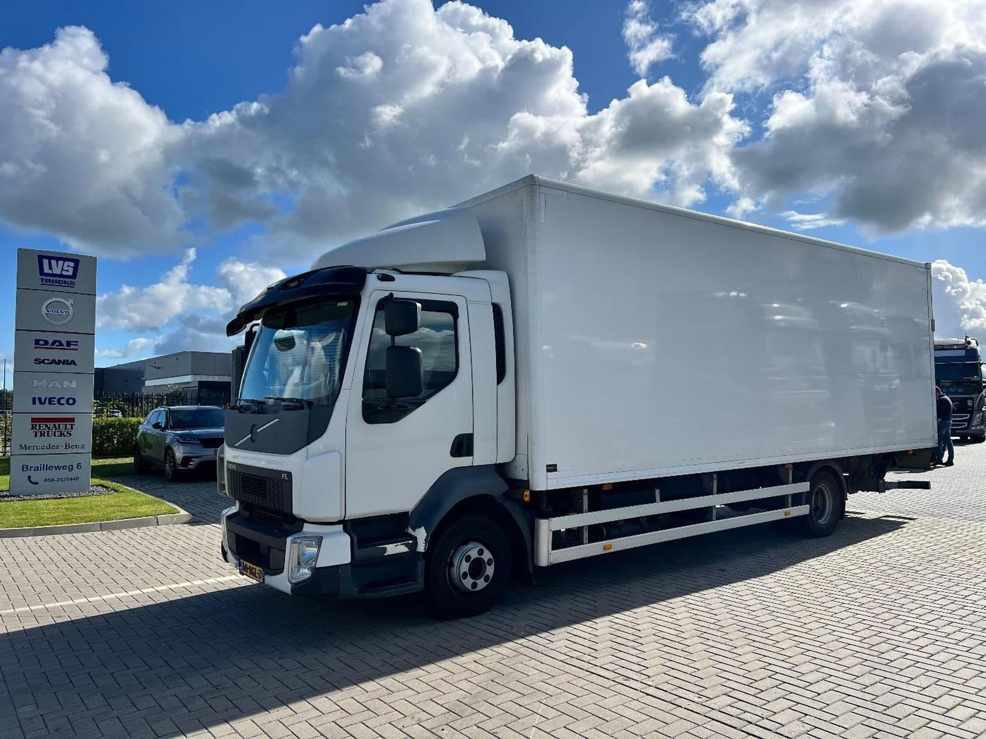 Volvo FL 210 4X2 BAKWAGEN