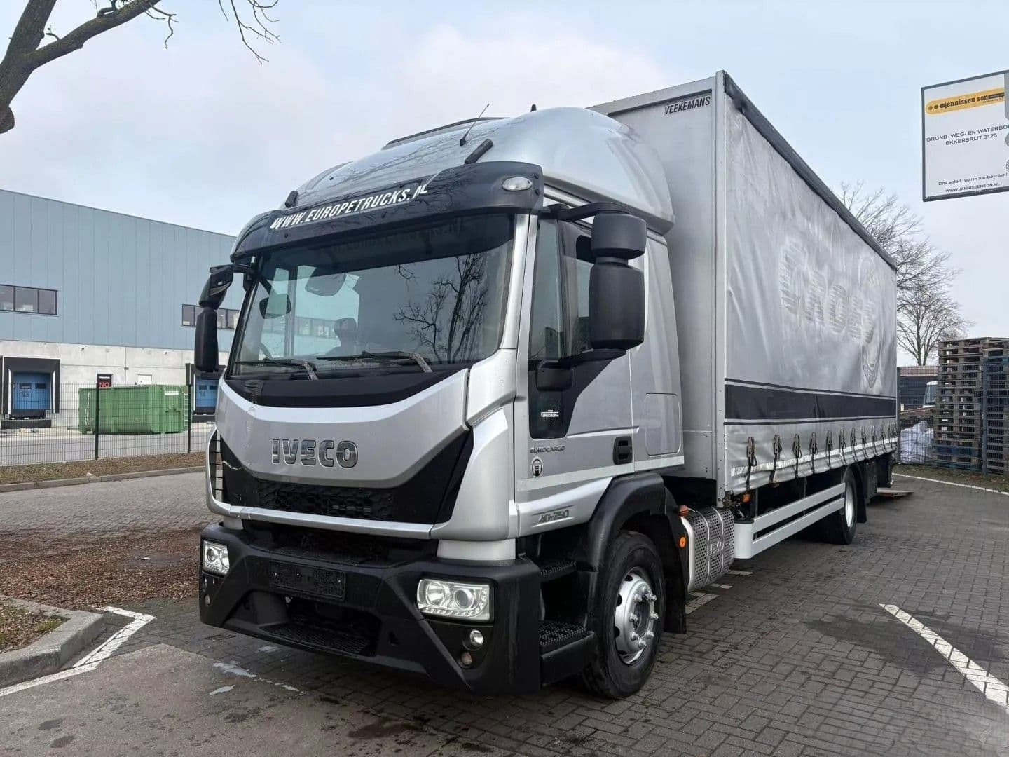 Iveco 140 E Belgian Truck - Lift - Automatic T07359