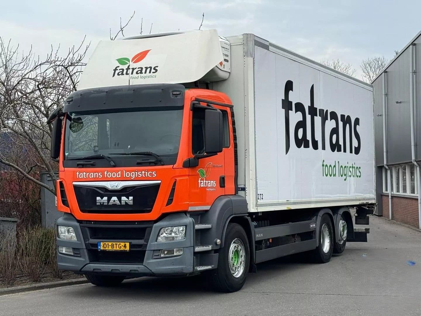 MAN TGS 26 440 Frigorífico Schmitz Thermo King 6x2